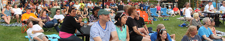 people sitting on the HMC lawn 